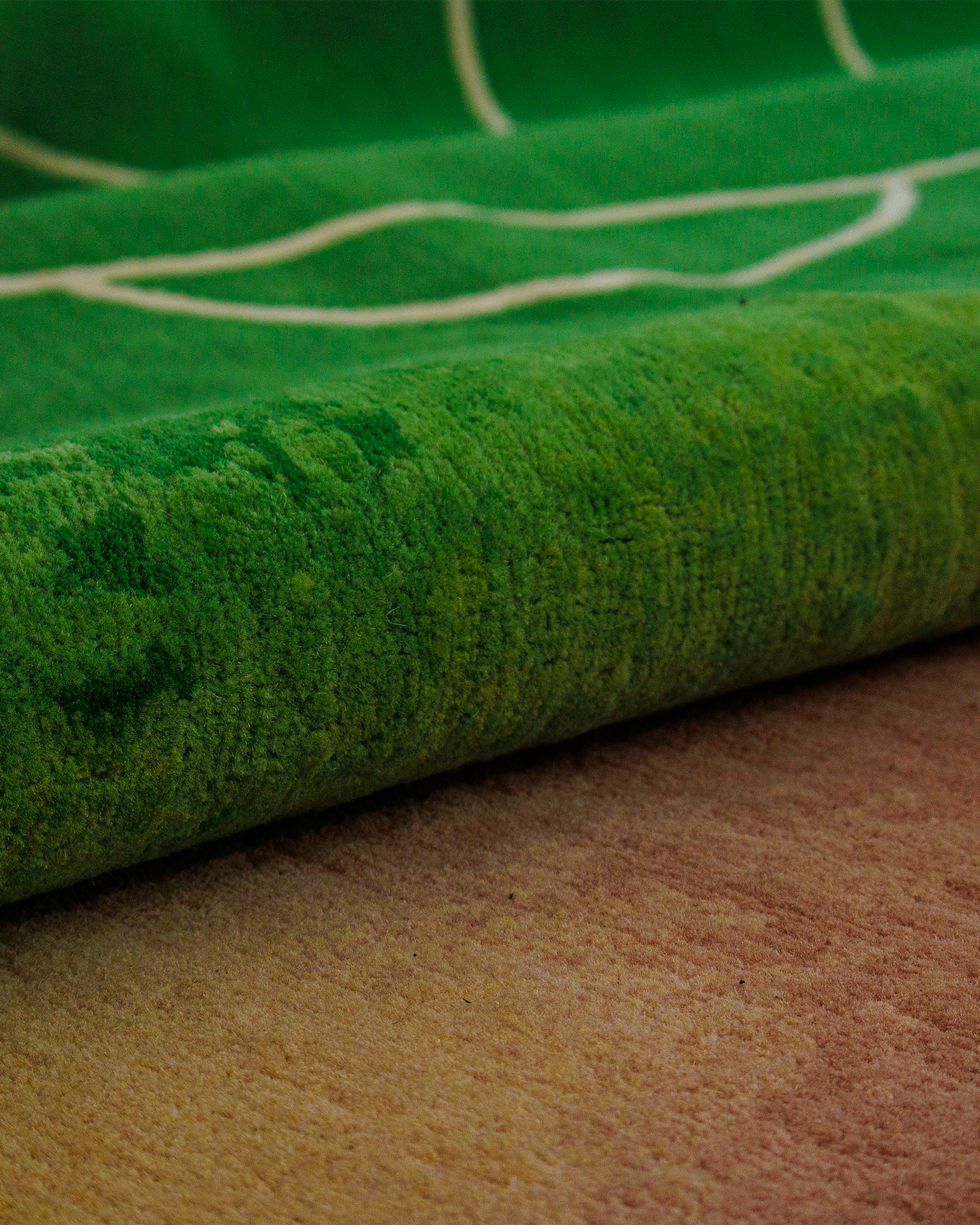 Rolled edge showing the high pile Himalayan goat fur construction